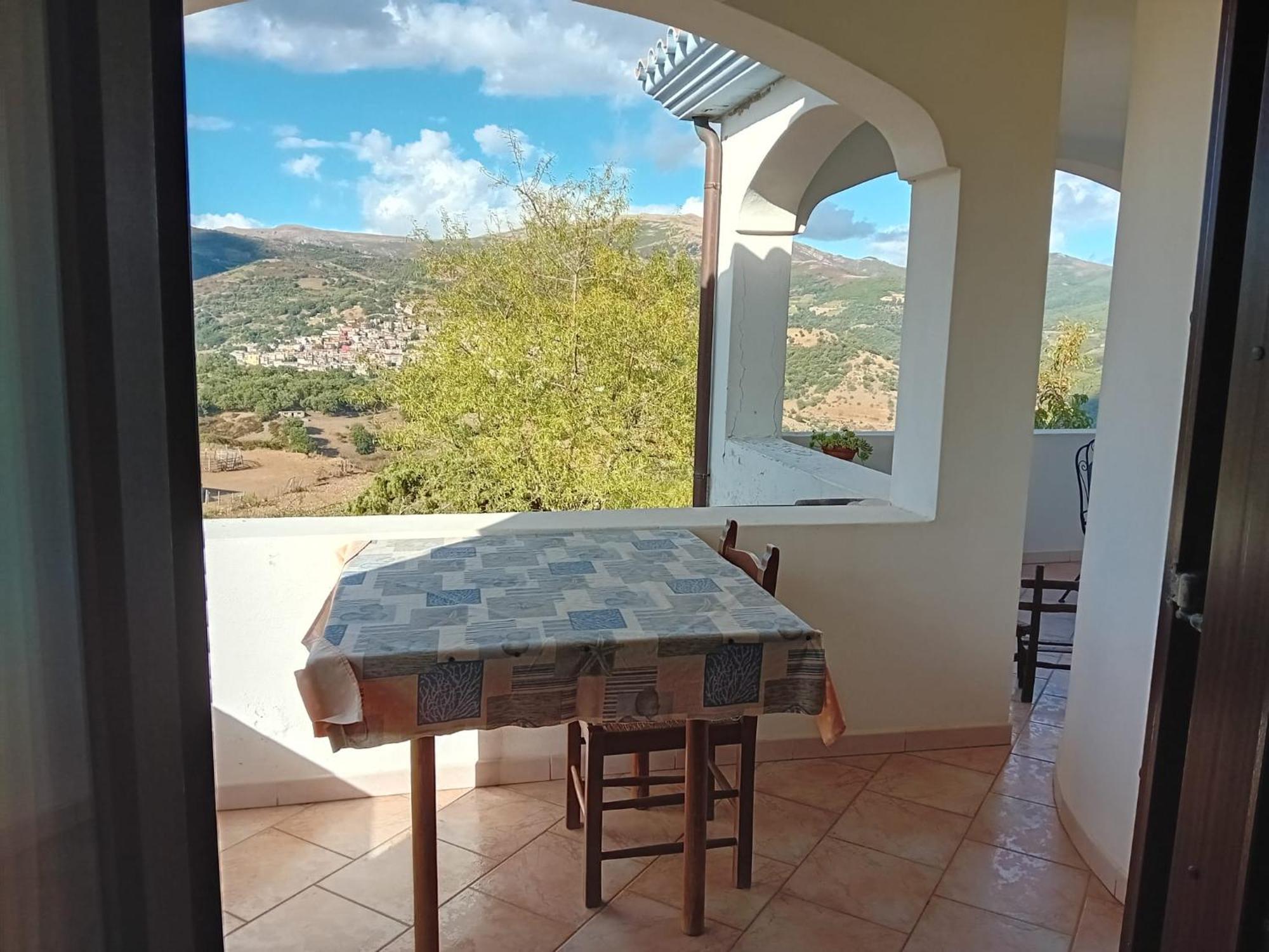 Lugori Bed and Breakfast Seùlo Kamer foto