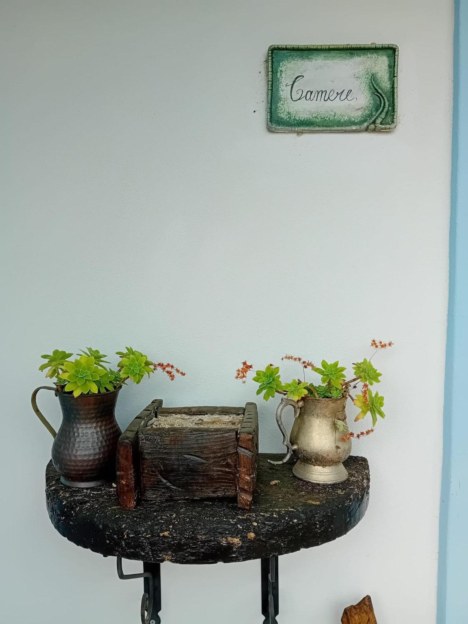 Lugori Bed and Breakfast Seùlo Buitenkant foto