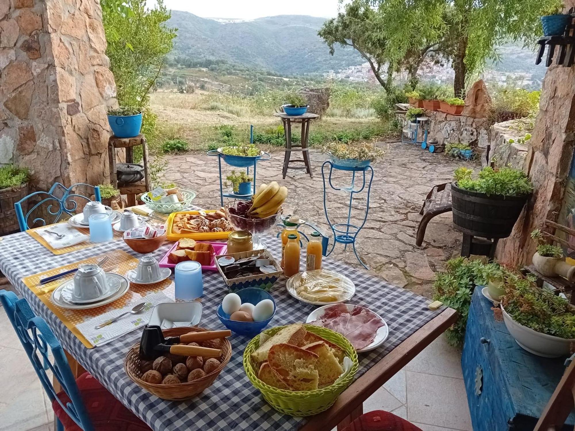 Lugori Bed and Breakfast Seùlo Buitenkant foto